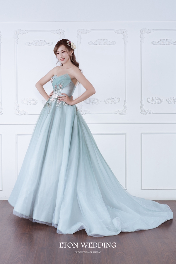 桃園晚禮服,桃園禮服婚紗,桃園禮服出租,桃園手工禮服